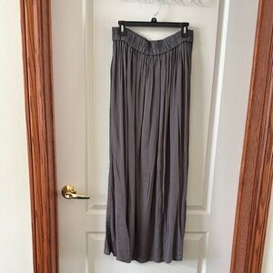 Elegant Gray Women's Skirt